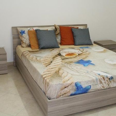 Holiday House Rosy Каваллино-ди-Лечче Экстерьер фото