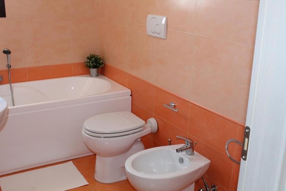 Holiday House Rosy Каваллино-ди-Лечче Экстерьер фото