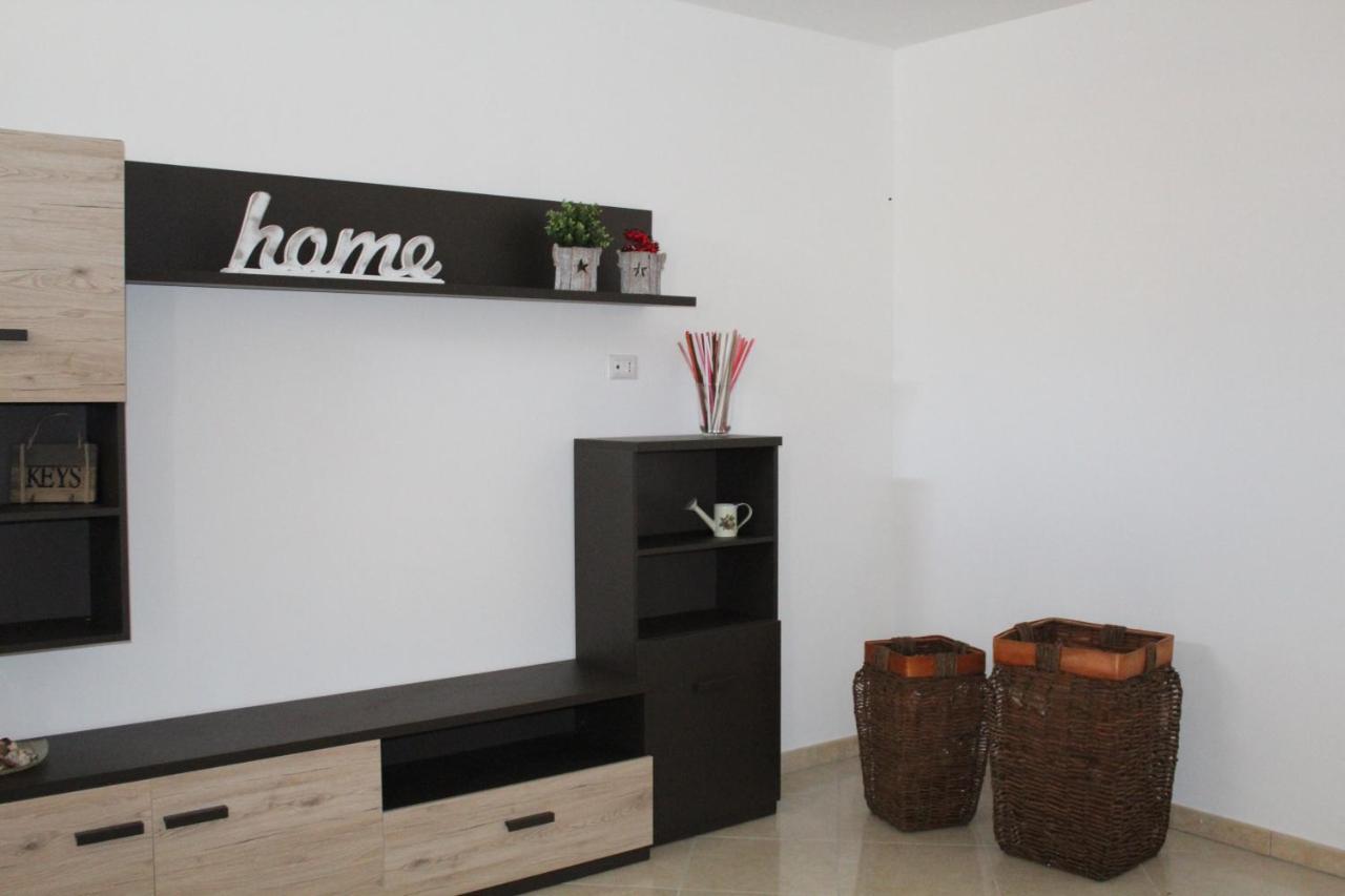 Holiday House Rosy Каваллино-ди-Лечче Экстерьер фото